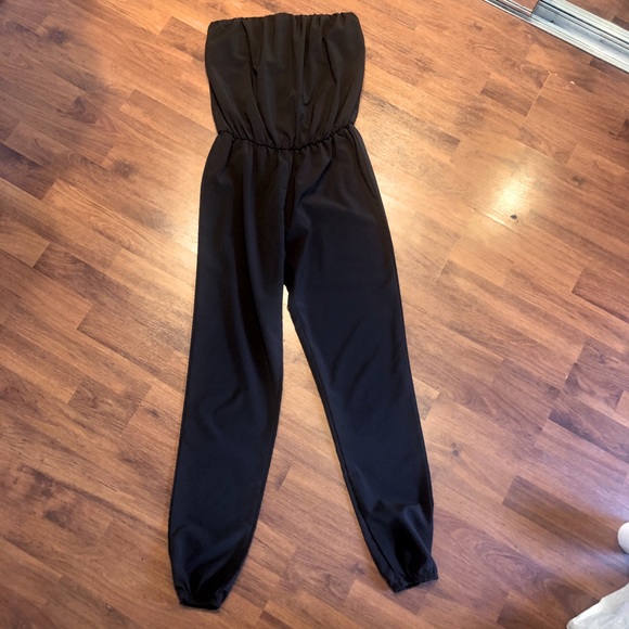 Socialite Crop Top Pant Jump Suit. Size small. - Picture 1 of 11